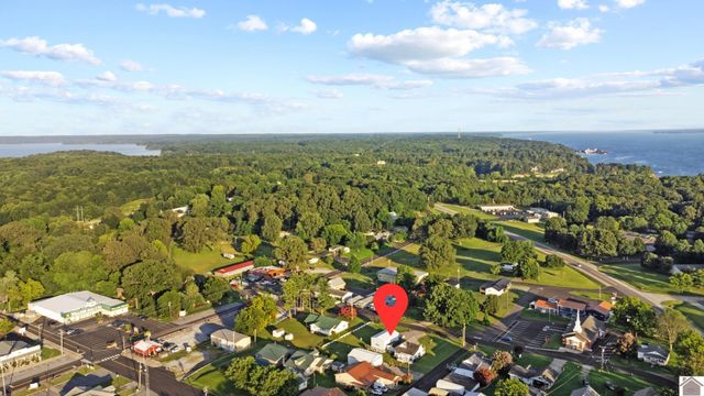 159 W Tennessee, Grand Rivers, KY 42045