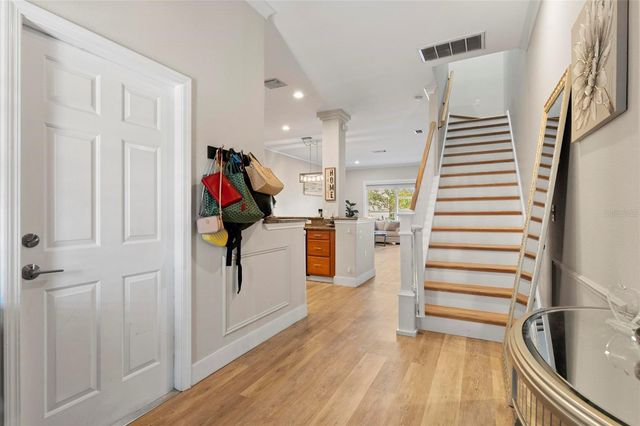 1461 RIDGE TERRACE, Tarpon Springs, FL 34689