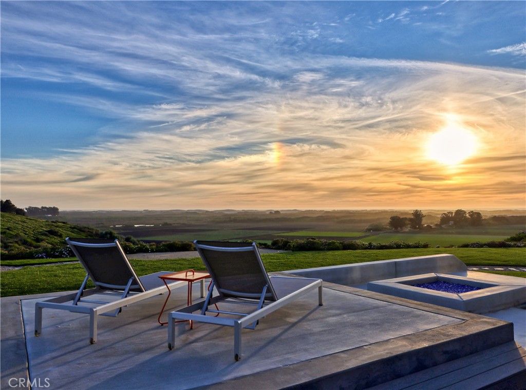 Image 15 of property listing at 2861 Mesa Alta, Arroyo Grande, CA 93420