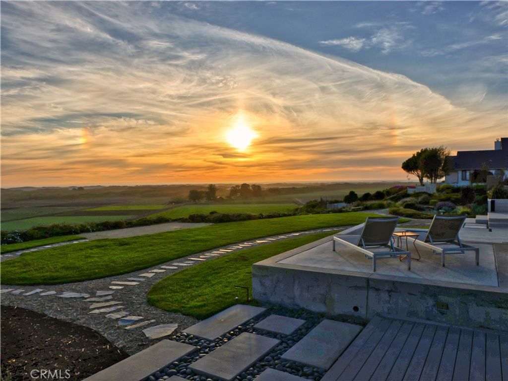 Image 5 of property listing at 2861 Mesa Alta, Arroyo Grande, CA 93420