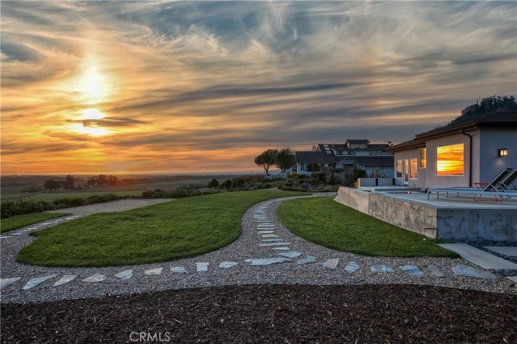 Image 8 of property listing at 2861 Mesa Alta, Arroyo Grande, CA 93420