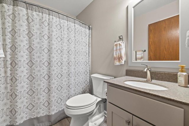 6724 85th AVENUE, Kenosha, WI 53142