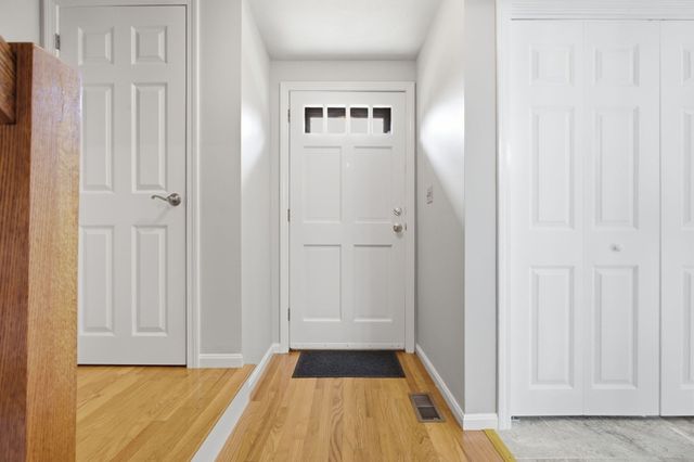 213 Apache Way 213, Tewksbury, MA 01876