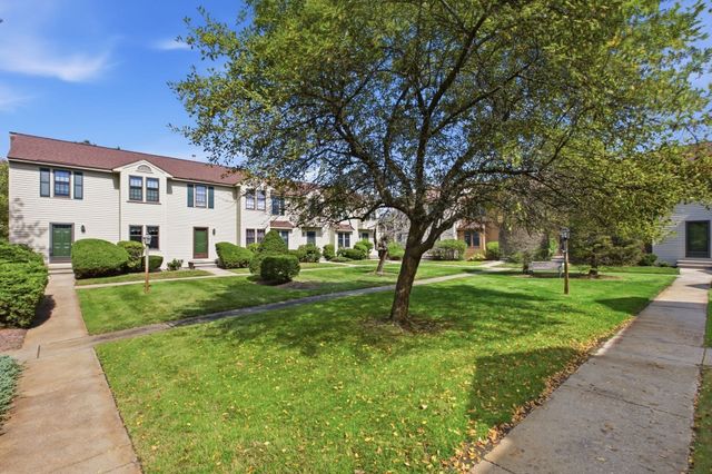 213 Apache Way 213, Tewksbury, MA 01876