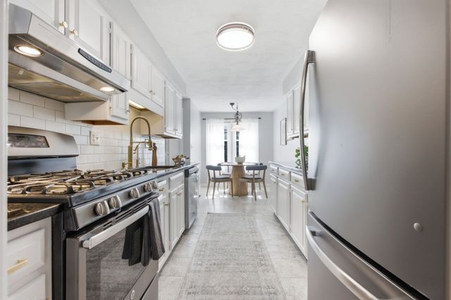 213 Apache Way 213, Tewksbury, MA 01876