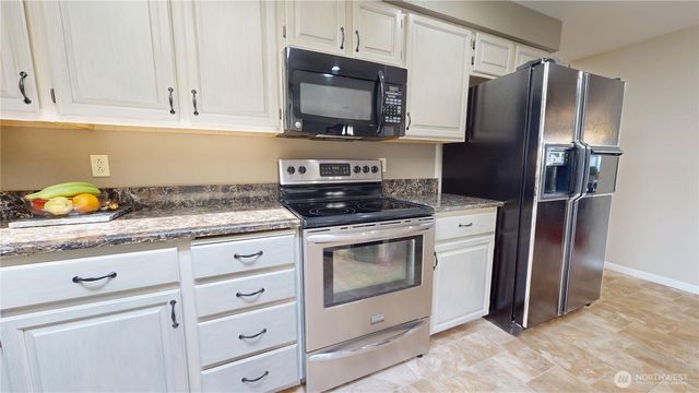 4884 NW Chad Court, Silverdale, WA 98383