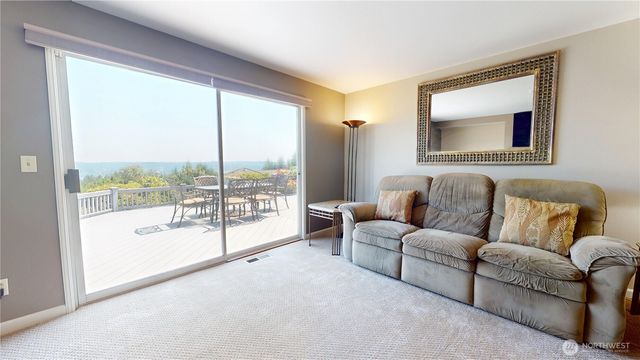 4884 NW Chad Court, Silverdale, WA 98383