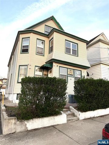 17 Quinn Street, Paterson, NJ 07501