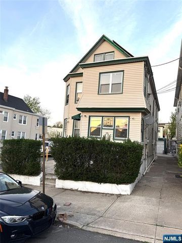 17 Quinn Street, Paterson, NJ 07501
