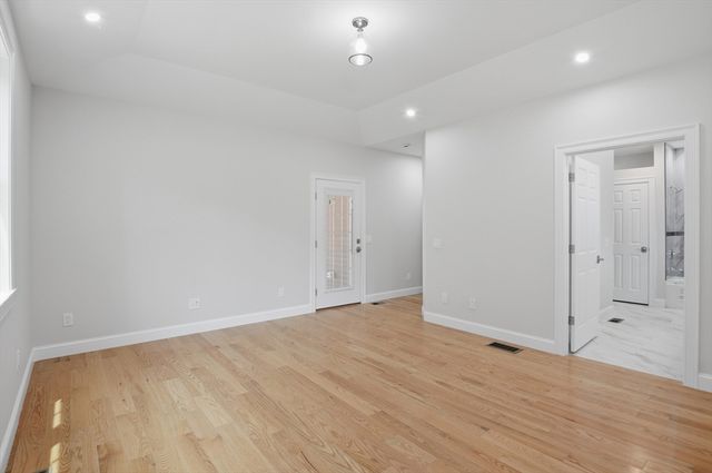 73 Dudley Hill Road, Dudley, MA 01571