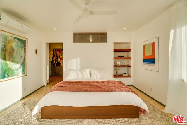 1853 Phillips Way, Los Angeles, CA 90042