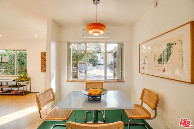 1853 Phillips Way, Los Angeles, CA 90042