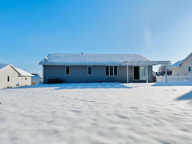 1510 Agnes Road, Fort Atkinson, WI 53538