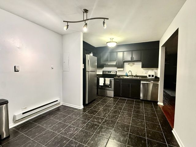 15804 Terrace Drive R03, Oak Forest, IL 60452