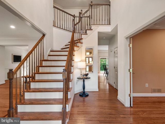 111 KNOLL DR, Collegeville, PA 19426