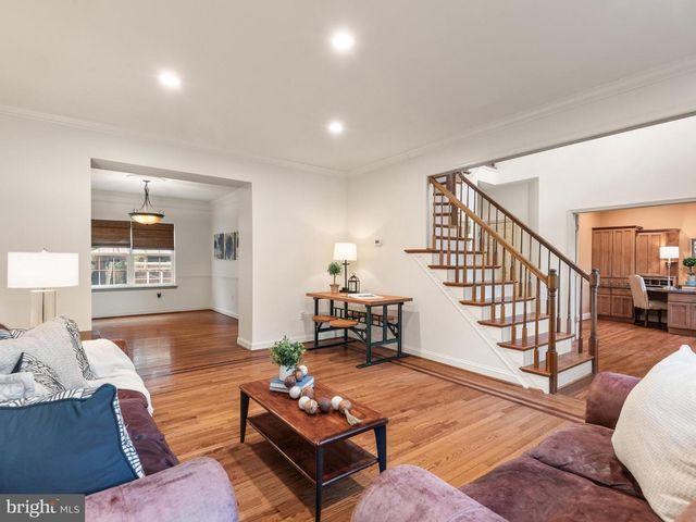 111 KNOLL DR, Collegeville, PA 19426
