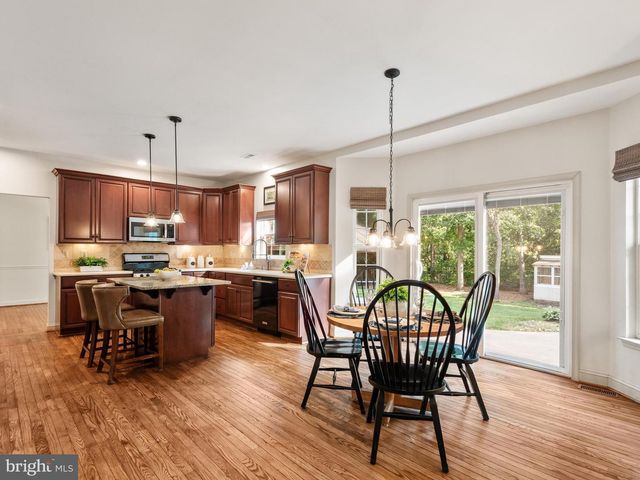 111 KNOLL DR, Collegeville, PA 19426