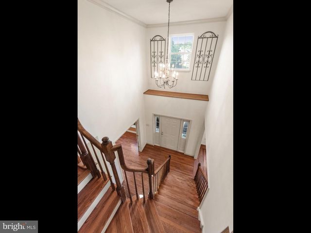 111 KNOLL DR, Collegeville, PA 19426