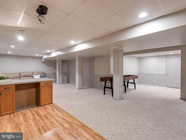 111 KNOLL DR, Collegeville, PA 19426