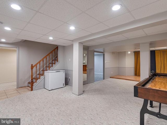 111 KNOLL DR, Collegeville, PA 19426