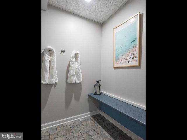 111 KNOLL DR, Collegeville, PA 19426