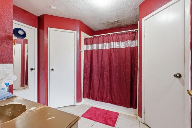 13811 Flagstone Drive, Houston, TX 77041