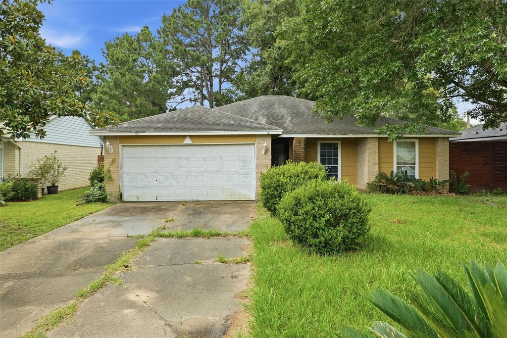 13811 Flagstone Drive, Houston, TX 77041