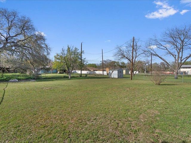 1312 Hyman LN, Austin, TX 78742