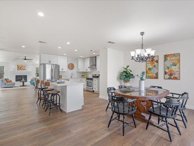 1312 Hyman LN, Austin, TX 78742