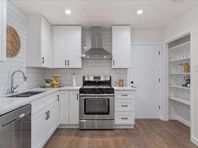 1312 Hyman LN, Austin, TX 78742