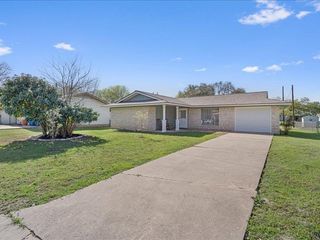 1312 Hyman LN, Austin, TX 78742