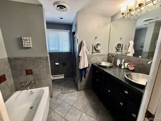 1322 N Monroe Street, Lapeer, MI 48446