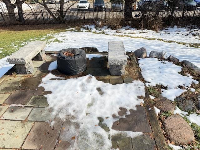 1322 N Monroe Street, Lapeer, MI 48446