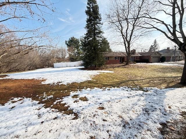 1322 N Monroe Street, Lapeer, MI 48446