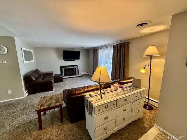 1322 N Monroe Street, Lapeer, MI 48446