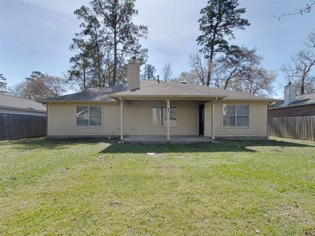 3126 Lake Breeze Lane, Crosby, TX 77532