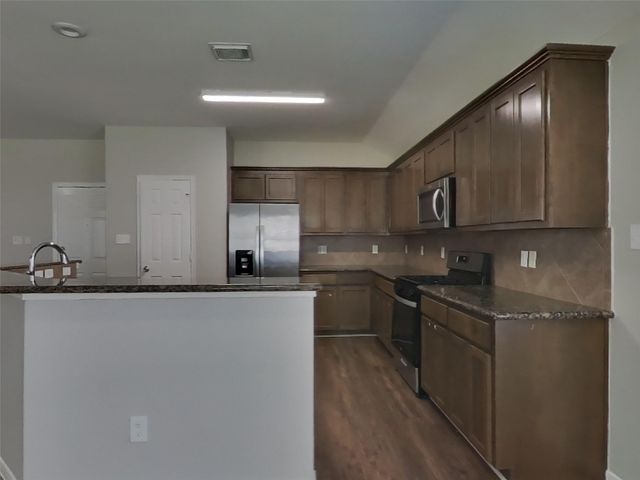 3126 Lake Breeze Lane, Crosby, TX 77532