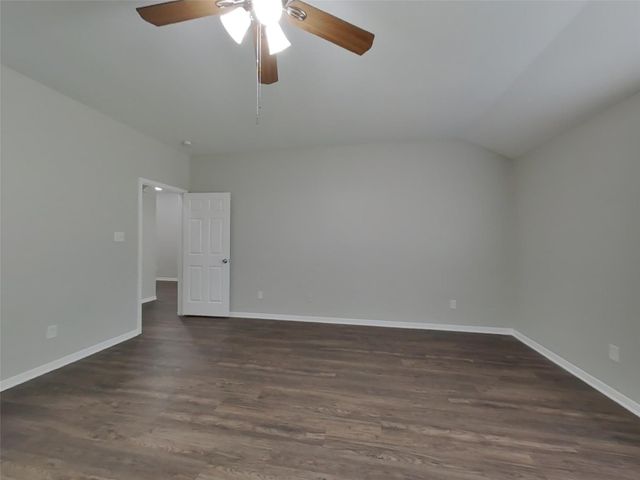 3126 Lake Breeze Lane, Crosby, TX 77532