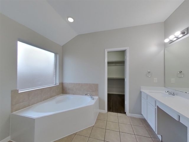 3126 Lake Breeze Lane, Crosby, TX 77532