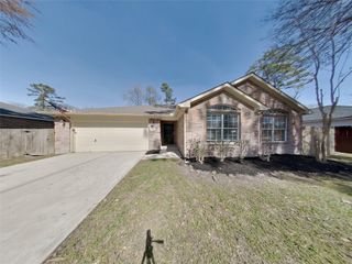 3126 Lake Breeze Lane, Crosby, TX 77532