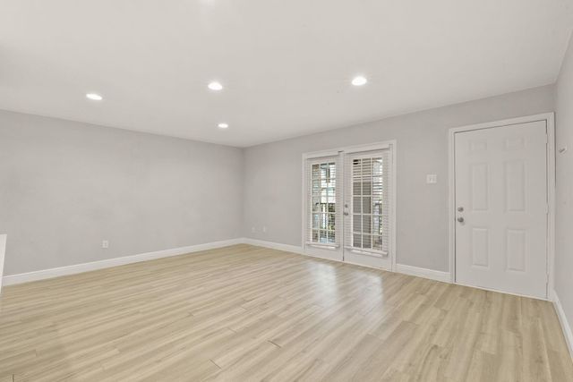 12633 Memorial Drive 177, Houston, TX 77024