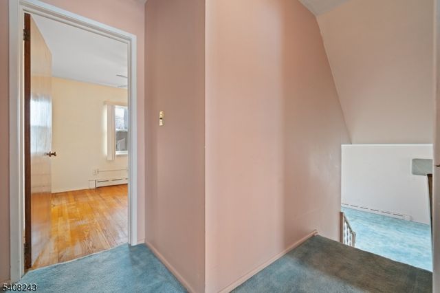 14 Pembrook Dr, Kenilworth Boro, NJ 07033