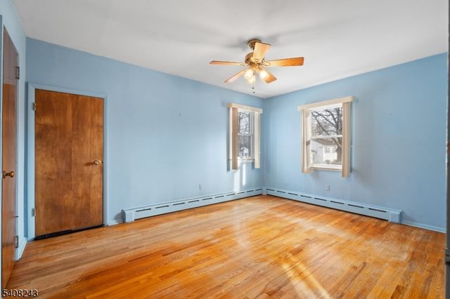 14 Pembrook Dr, Kenilworth Boro, NJ 07033