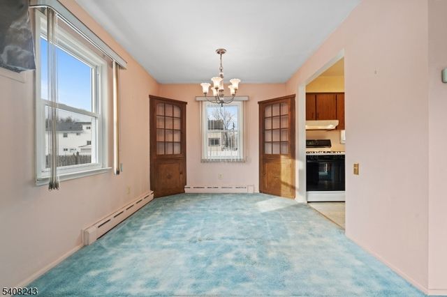 14 Pembrook Dr, Kenilworth Boro, NJ 07033