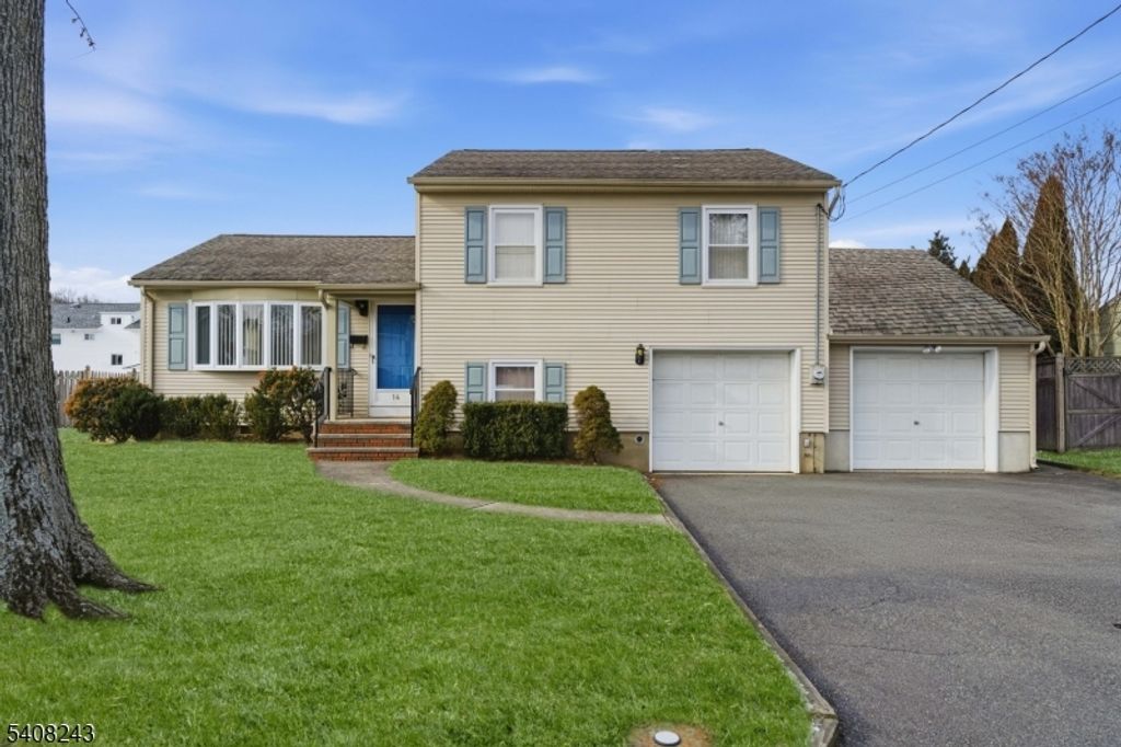 14 Pembrook Dr, Kenilworth Boro, NJ 07033