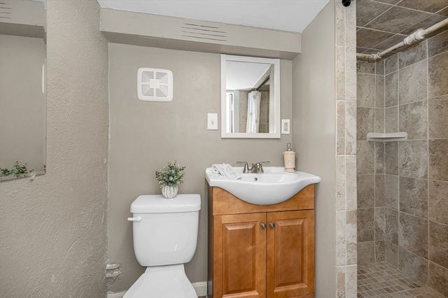 65 Ripley Rd, Medford, MA 02155