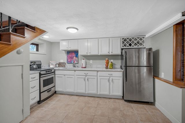 65 Ripley Rd, Medford, MA 02155