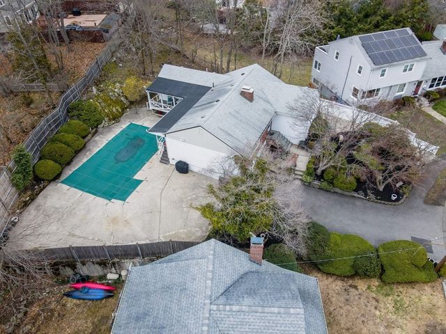 65 Ripley Rd, Medford, MA 02155