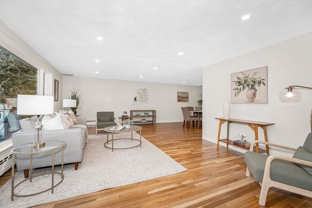 65 Ripley Rd, Medford, MA 02155