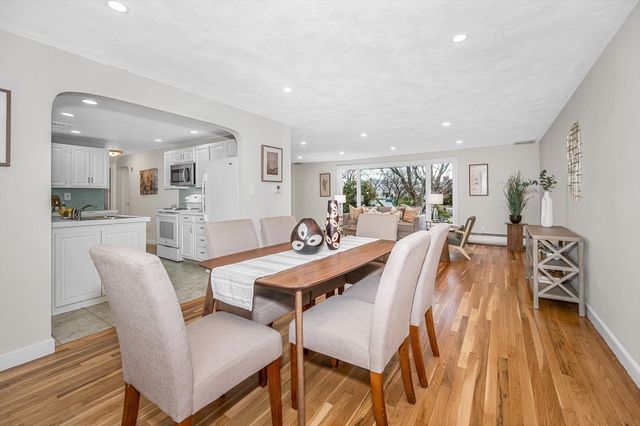 65 Ripley Rd, Medford, MA 02155